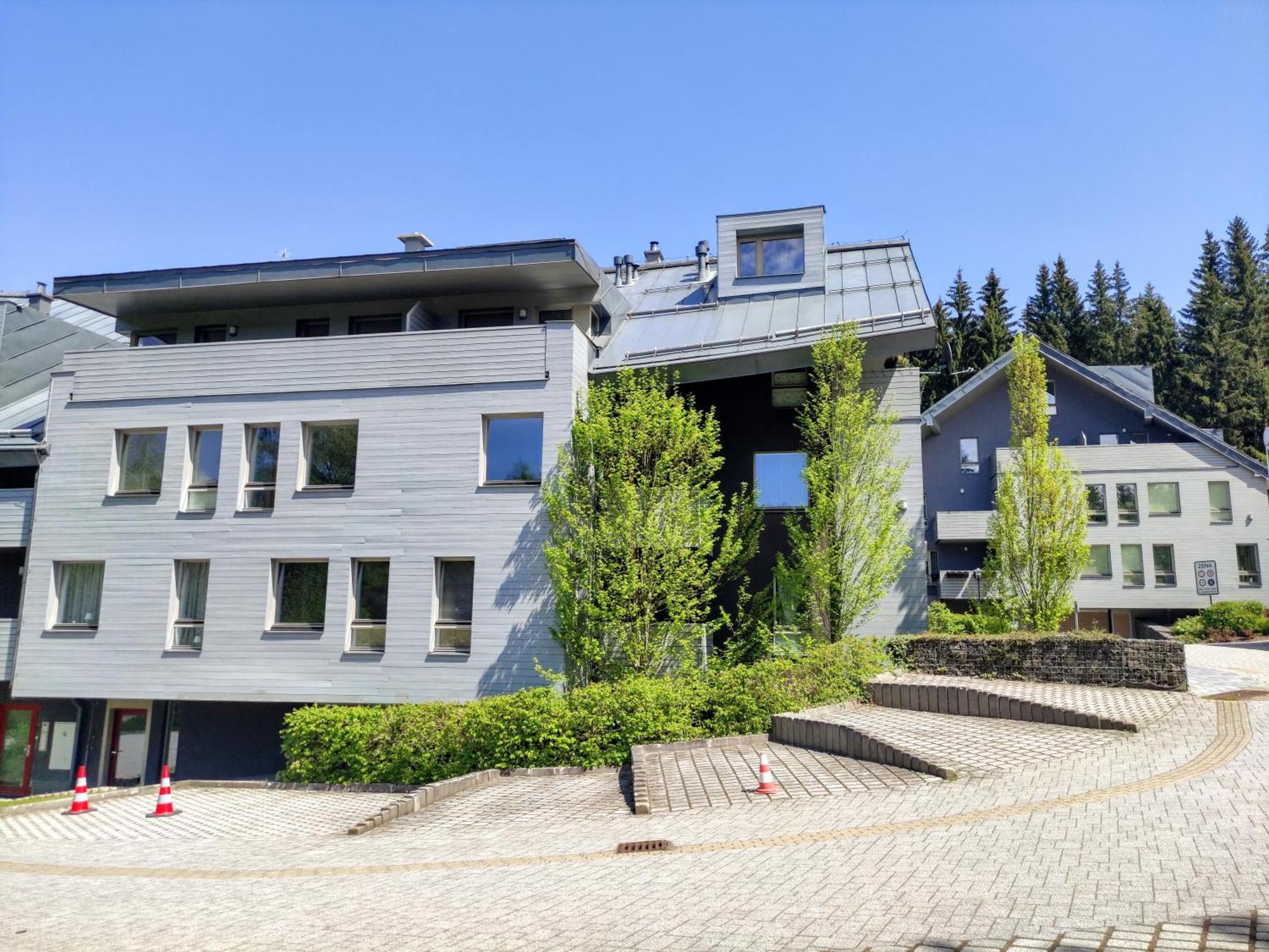 Tiche Anenske Apartmany S Hotelovym Servisem, S Kvalitni Bufetovou Snidani A S Exklusivnim Saunovym Wellness Grotta Spa - By Relax Гаррахов Екстер'єр фото